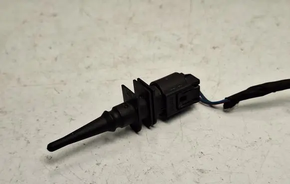 BMW 3 E90 E91 Outside/exterior temperature sensor 65816936953