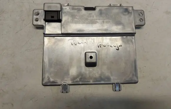 Tesla Model Y Wireless charging module 1755100-00-D-JLK01