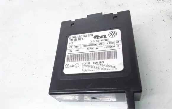 Volkswagen Eos Alarm control unit/module 1Q0951172A