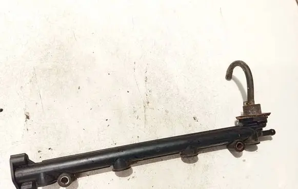 Fuel main line pipe