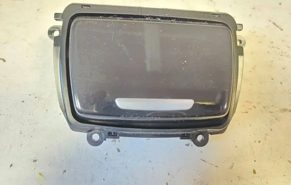 BMW 5 F10 F11 Ashtray (front) 51169206347
