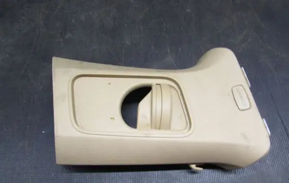 Porsche Panamera (970) (B) pillar trim (top) 