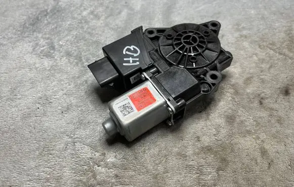 KIA Ceed Rear glass lock/latch C727 83460D4000