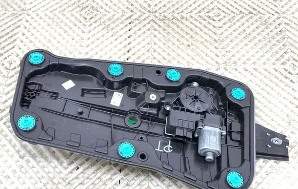 Skoda Octavia Mk4 Rear door window regulator with motor 5E3839656A