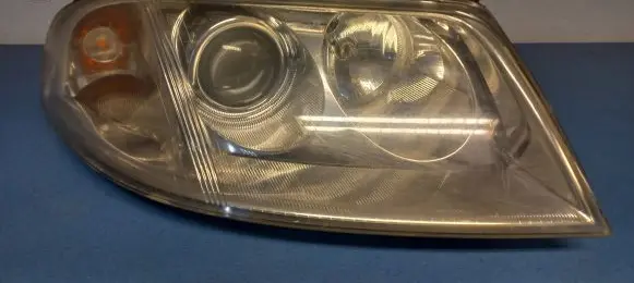 Volkswagen PASSAT B5.5 Headlight/headlamp 3B0941016AN