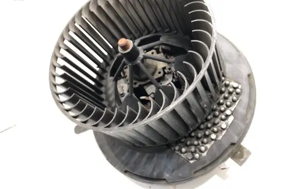 Volkswagen PASSAT CC Heater fan/blower 