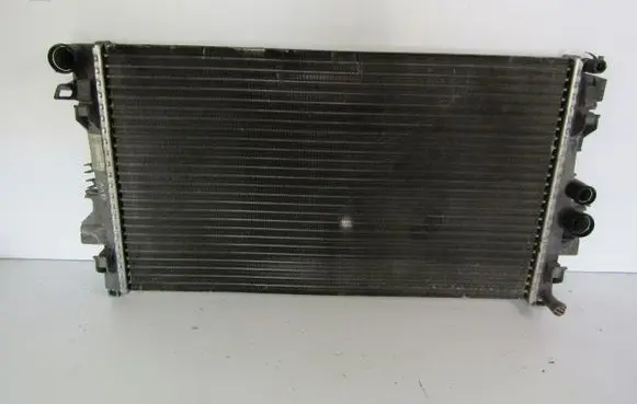 Mercedes-Benz Vito Viano W639 Coolant radiator A6395010401
