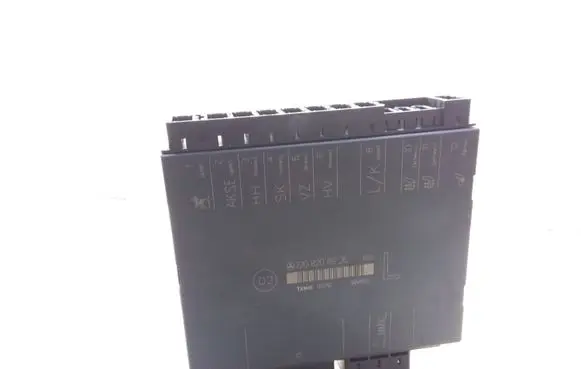 Mercedes-Benz S W220 Seat control module 2208206826