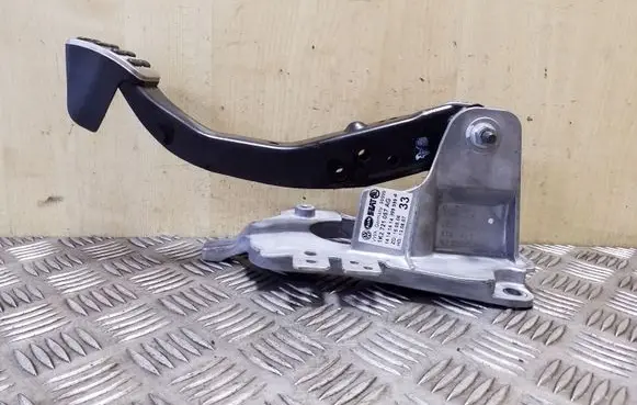 Volkswagen Eos Brake pedal 1K2721057AG 1K2721117F
