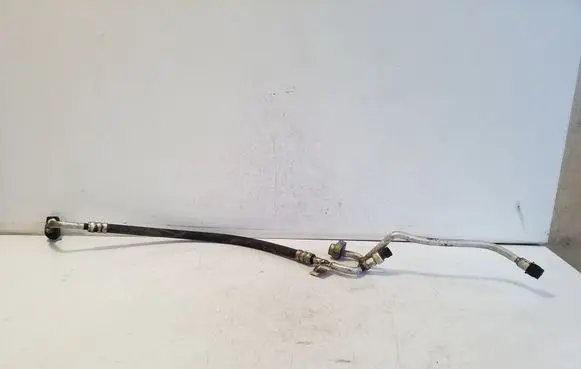 Air conditioning (A/C) pipe/hose