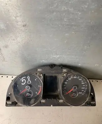 Volkswagen PASSAT B6 Speedometer (instrument cluster) 3c0920872b