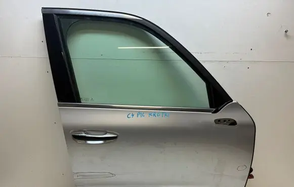 Citroen C4 II Picasso Front door