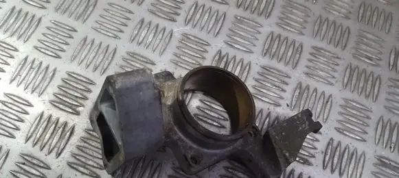 Opel Astra G Engine mounting bracket 0077007 90470096