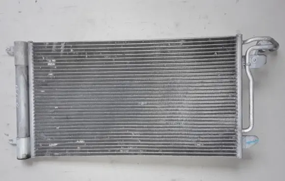 Volkswagen Polo V 6R A/C cooling radiator (condenser) 6R0820411Q