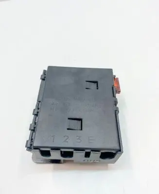 Mercedes-Benz SL R230 Fuse box set A2305450101 A0325451620