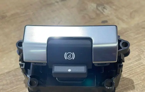 Land Rover Discovery Sport Hand parking brake switch K8D22B623AA 10337818