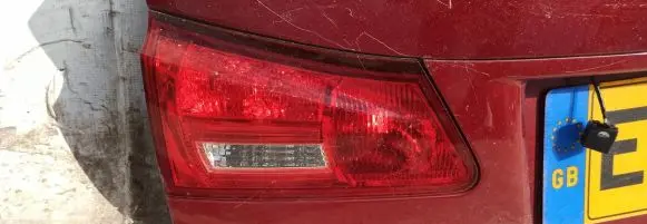 Lexus IS 220D-250-350 Tailgate rear/tail lights Raudona
