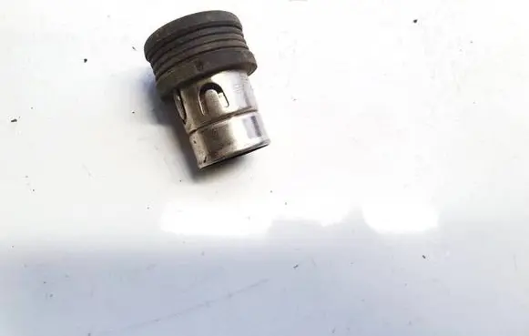 Iveco Daily 30.8 - 9 Cigarette lighter 