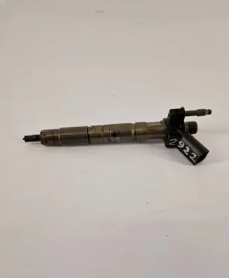 BMW 5 F10 F11 Fuel injector 780542803