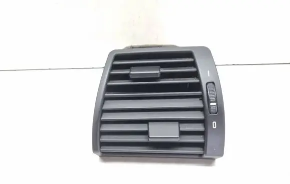 BMW X5 E53 Dashboard side air vent grill/cover trim 8402215 64228402215