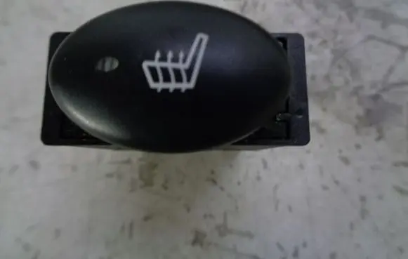 Aixam A751 Seat heating switch 