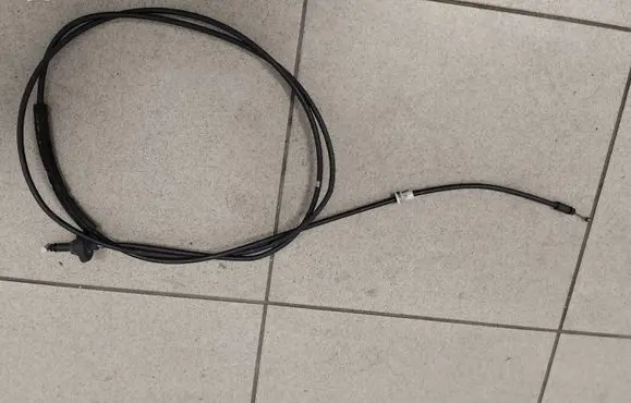 Volvo C30 Engine bonnet/hood lock release cable 30745005