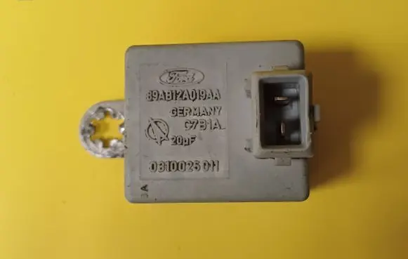 Ford Escort Air pressure sensor 89AB12A019AA