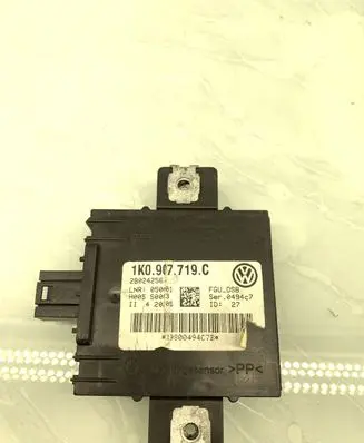 Volkswagen Golf Plus Alarm control unit/module 1K0907719C
