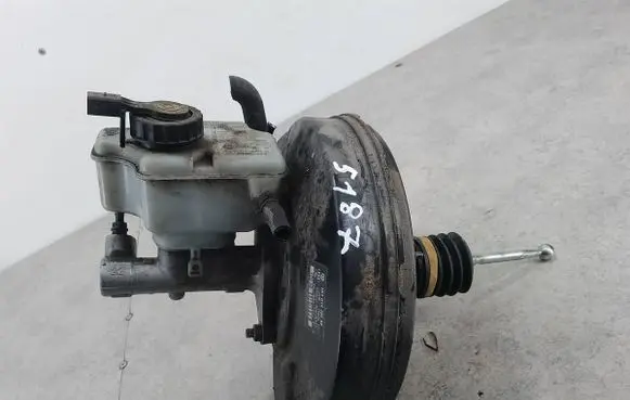 Skoda Octavia Mk2 (1Z) Brake booster 1K1614105AE