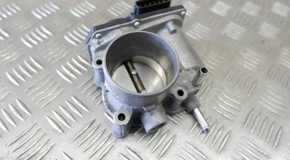 Toyota Prius+ (ZVW40) Throttle valve 220300T110