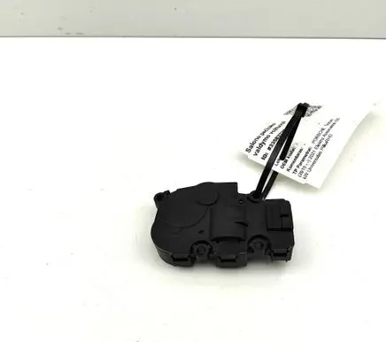 Porsche Taycan 9J1 Air flap motor/actuator CZ1139302190