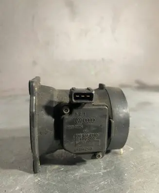 Audi A6 S6 C5 4B Mass air flow meter 078133471C AAH7008G A3979