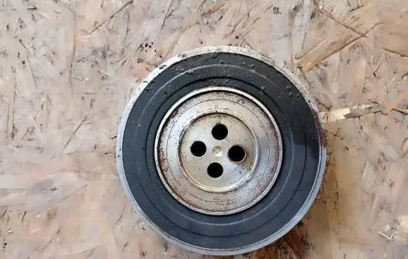 Mercedes-Benz A W176 Crankshaft pulley A6510350112
