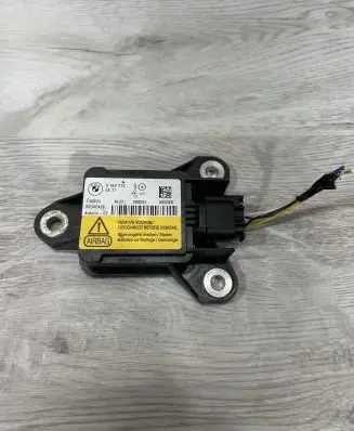 BMW 7 F01 F02 F03 F04 Airbag deployment crash/impact sensor 9159313 130809 0504E42C
