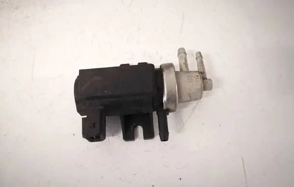 Volkswagen Lupo Turbo solenoid valve 1H0906627A