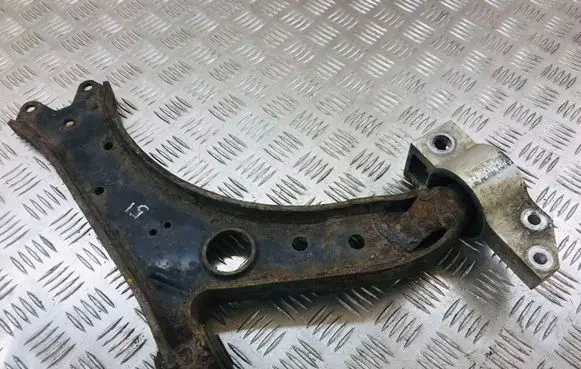 Volkswagen Golf V Front lower control arm/wishbone 1K0199231
