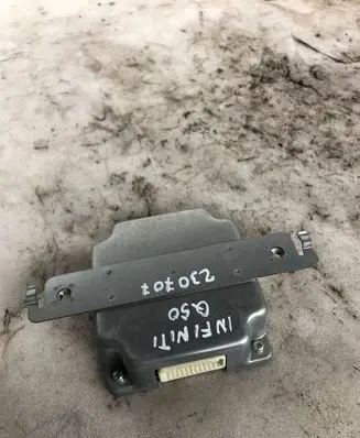 Infiniti Q50 Other control units/modules 284r04gc0c