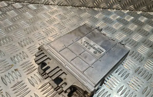 Audi A4 S4 B5 8D Engine control unit/module 028906021GL 0281001656