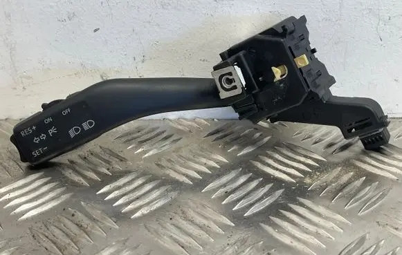 Volkswagen Golf Plus Indicator stalk 1K0953513A
