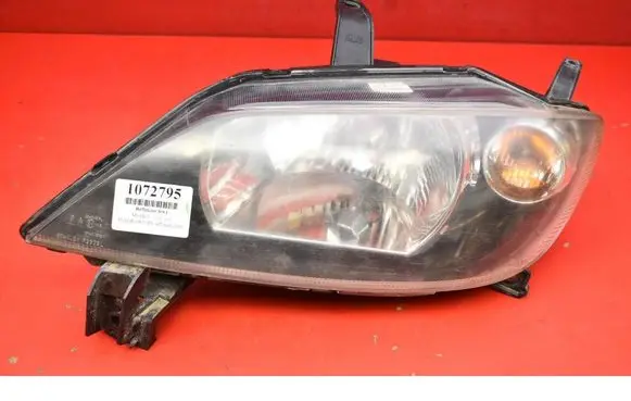Mazda 2 Headlight/headlamp P2339L