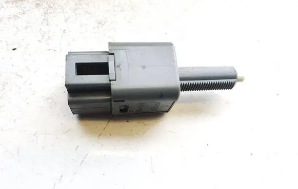 Nissan Leaf I (ZE0) Brake pedal sensor switch 6417k2