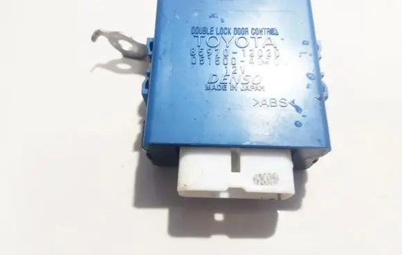 Toyota Auris 150 Door control unit/module 8597012020 85970-12020
