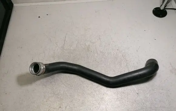 Mercedes-Benz ML W164 Engine coolant pipe/hose a1645010482