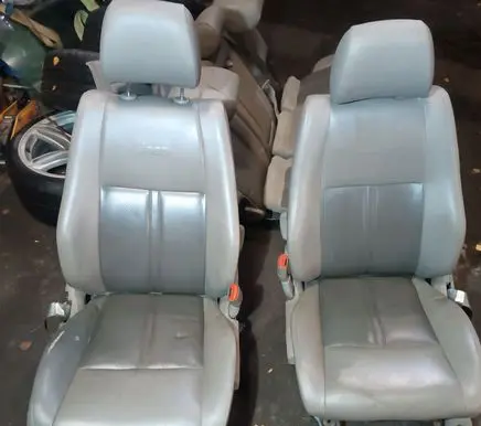 Jeep Grand Cherokee (WK) Seat set 