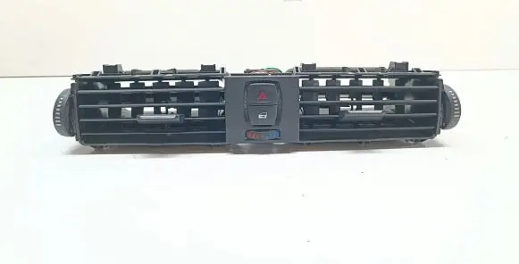 BMW 3 F30 F35 F31 Dash center air vent grill 9218552