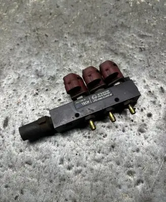 Volkswagen Jetta IV LP gas injector 67R015198 110R005199