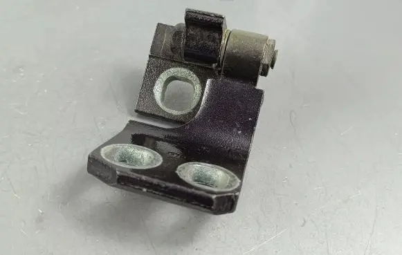 Jeep Cherokee Rear door lower hinge