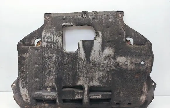 Ford Focus Engine splash shield/under tray