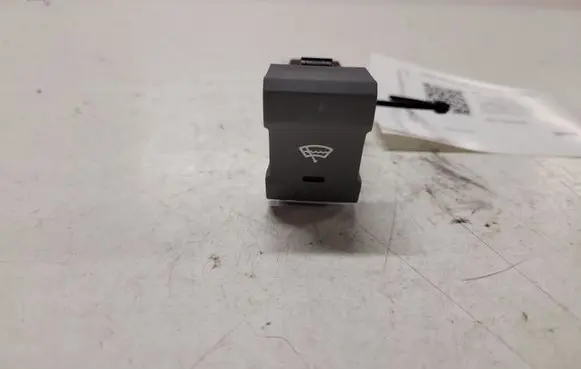 KIA Carens I Windscreen/window heater switch