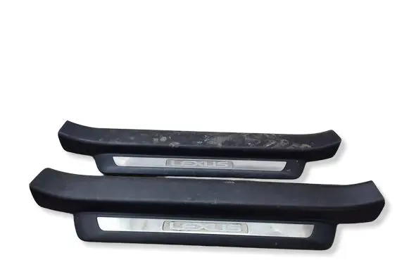 Lexus RX 450H Front sill trim cover 6792048070
